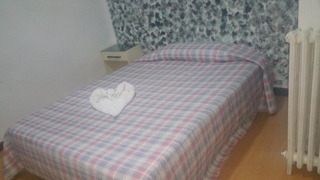 Hostal Lima Valladolid Dış mekan fotoğraf