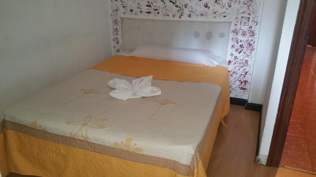 Hostal Lima Valladolid Dış mekan fotoğraf